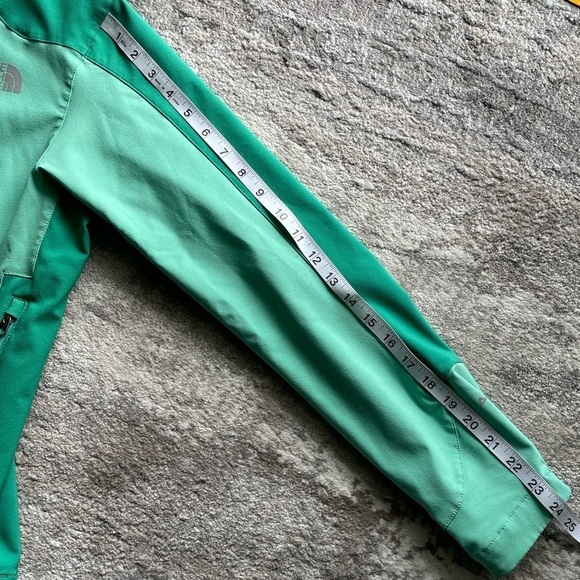 The North Face Soft Shell Apex Green Jacket | M - Picture 6 of 8